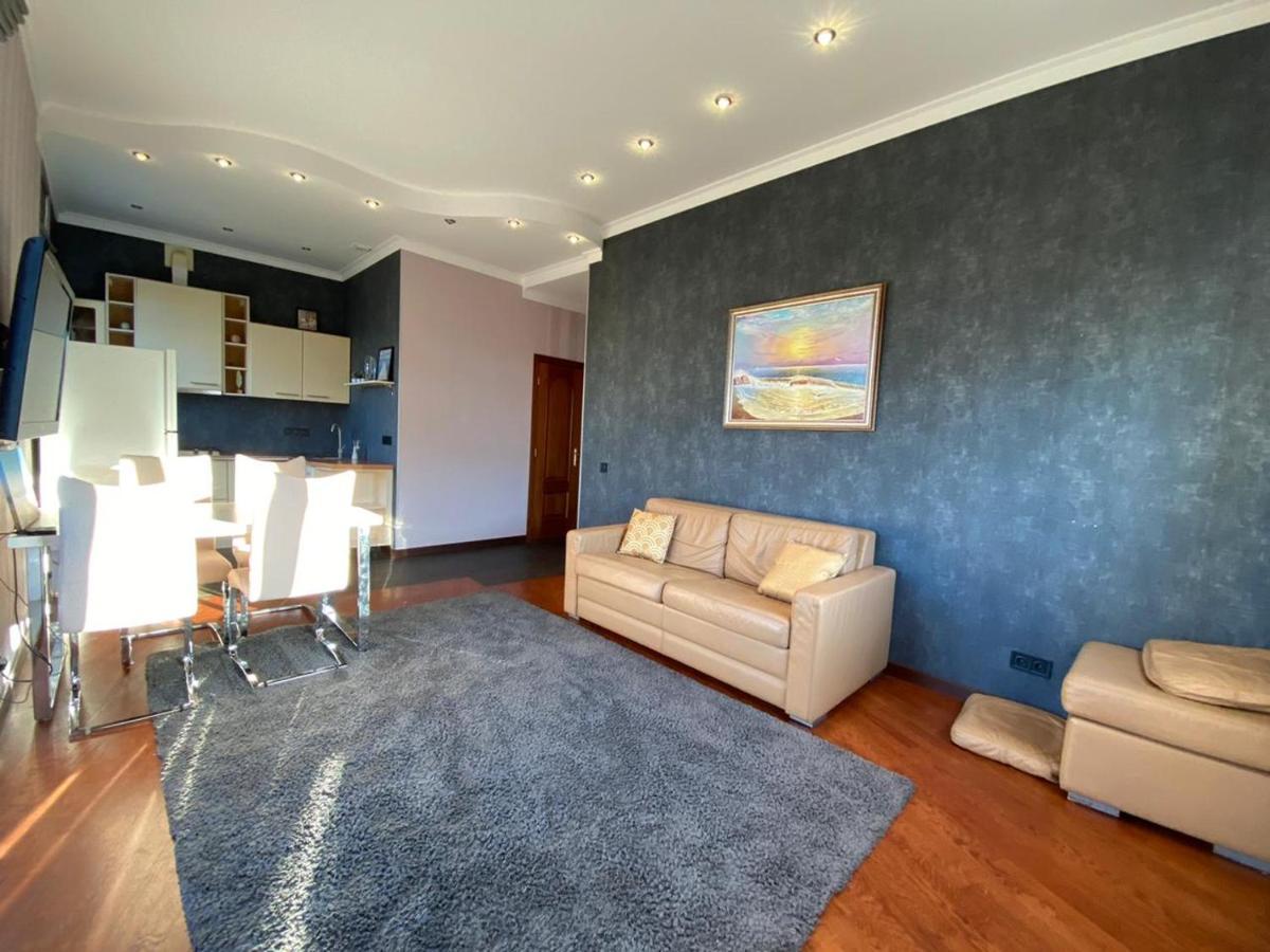 Amazing View Of Independence Square Apartment Киев Екстериор снимка